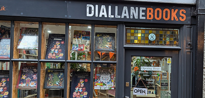 Aliens Land in Dial Lane Book Shop